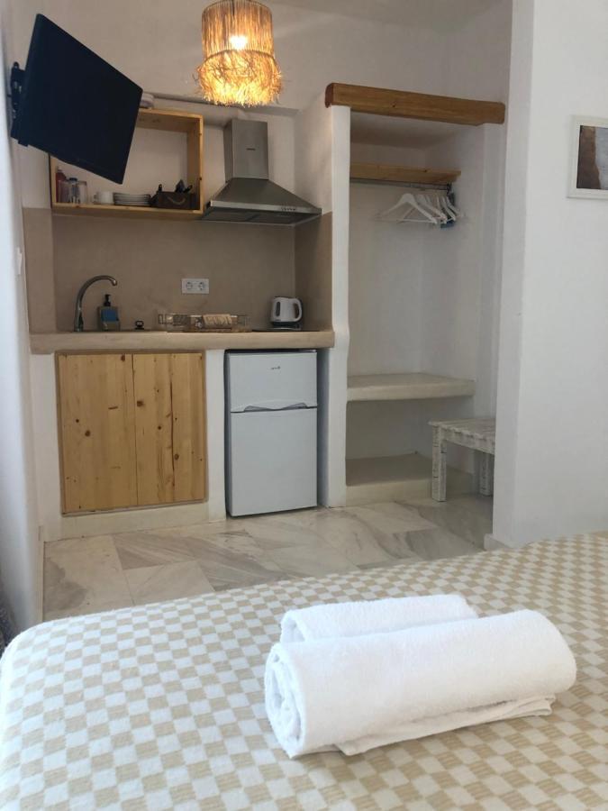 Athina Rooms - Lounge Apartments Páros Zewnętrze zdjęcie
