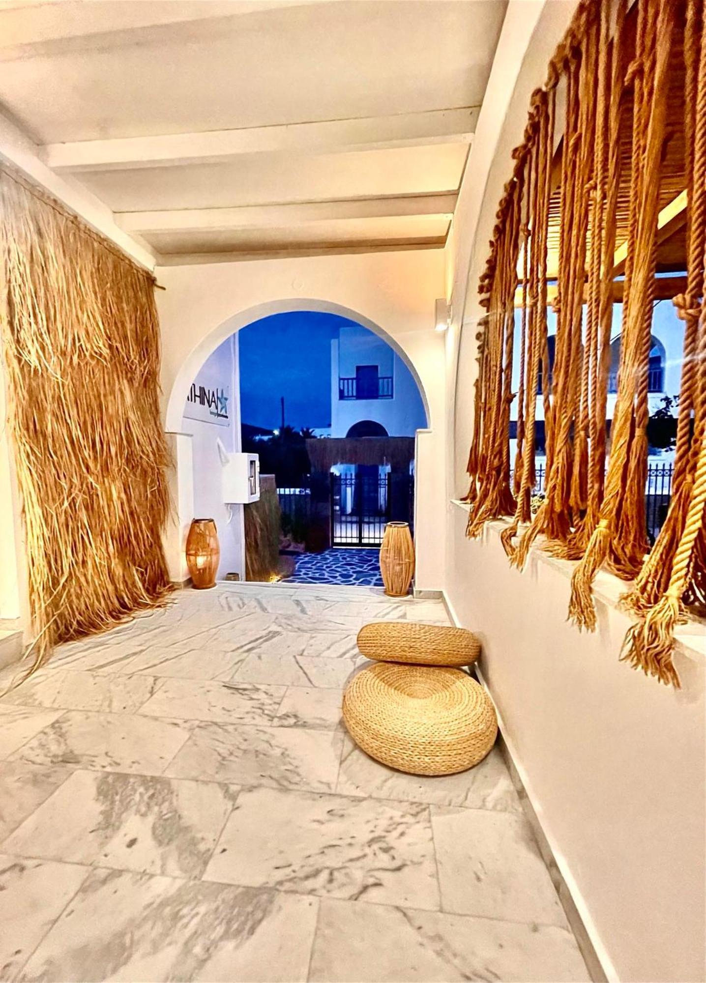Athina Rooms - Lounge Apartments Páros Zewnętrze zdjęcie
