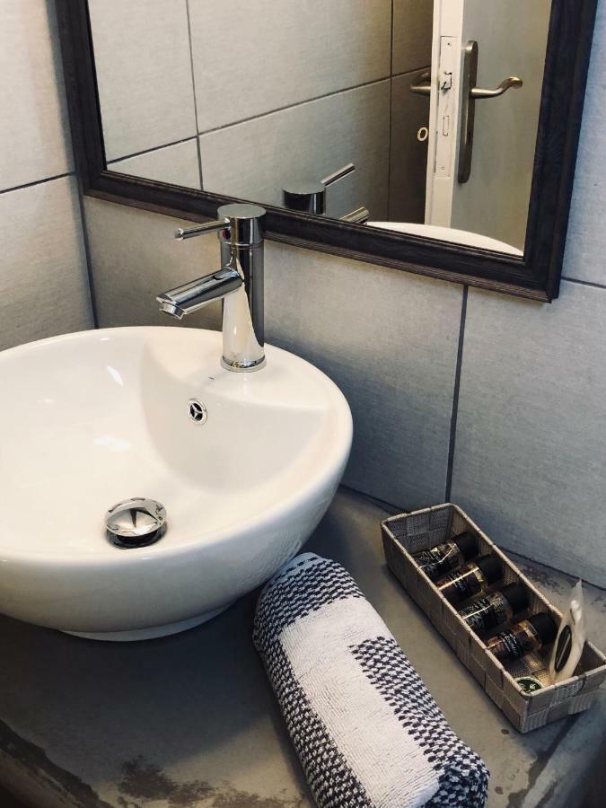 Athina Rooms - Lounge Apartments Páros Zewnętrze zdjęcie